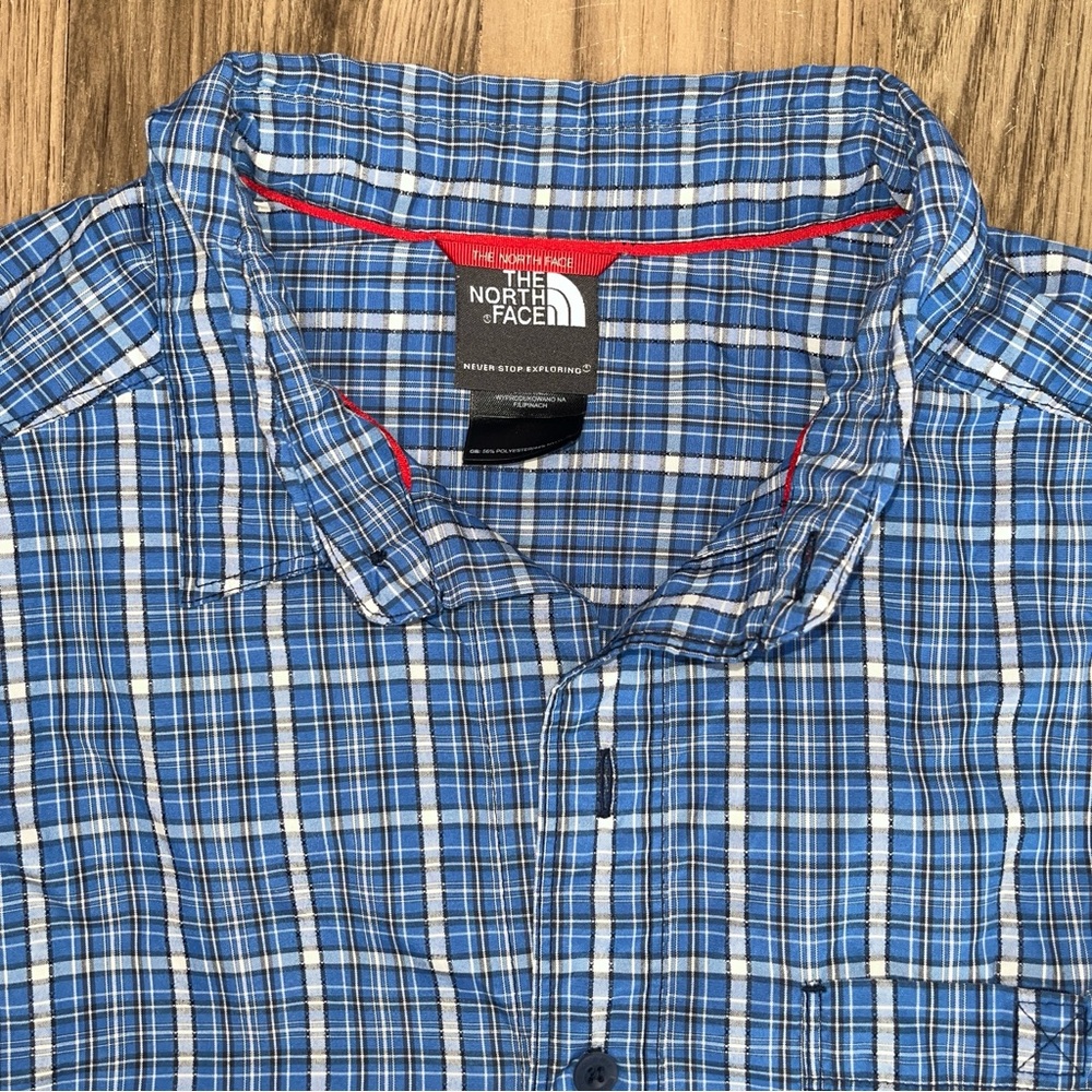 North Face Button Shirt Blue Plaid Outdoor Casual Short Sleeve Hiking Mens Small